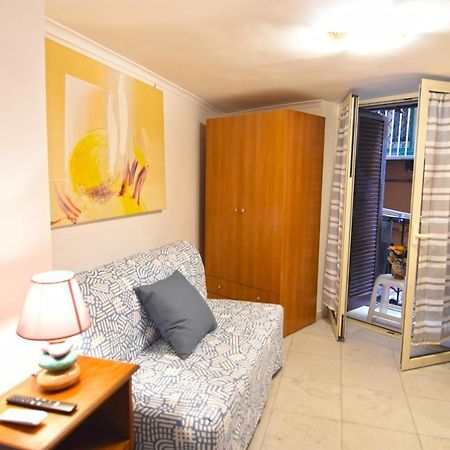 Lilliput Apartment Неаполь Екстер'єр фото